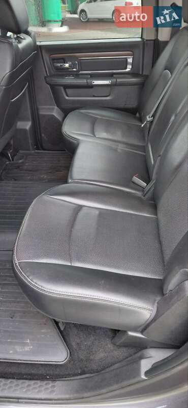 Пикап Dodge RAM 1500 2016 в Львове