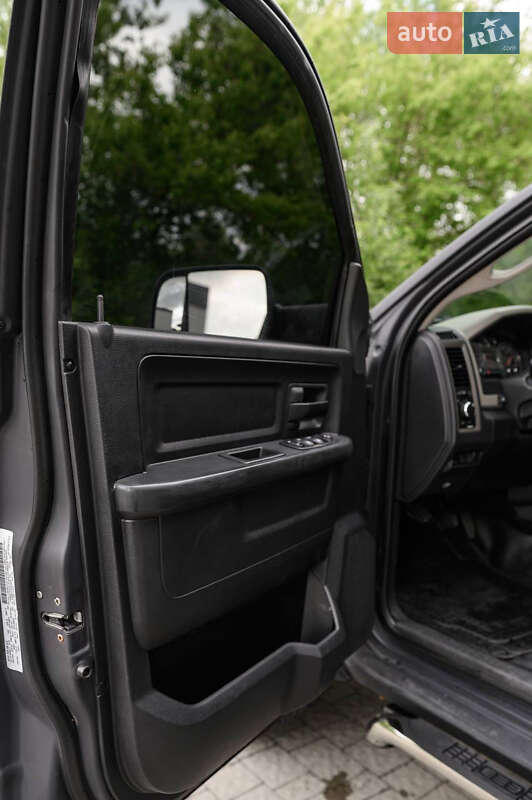 Пикап Dodge RAM 1500 2019 в Киеве фото 35 Пикап Dodge RAM 1500 2019 в Киеве