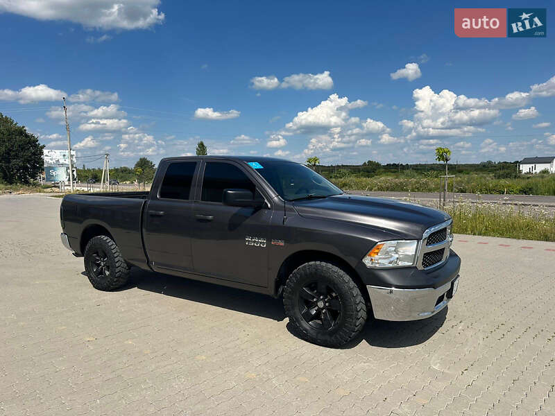 Пикап Dodge RAM 1500 2015 в Львове