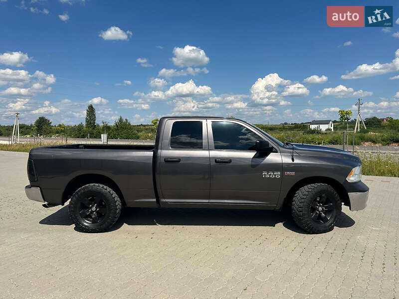 Пикап Dodge RAM 1500 2015 в Львове