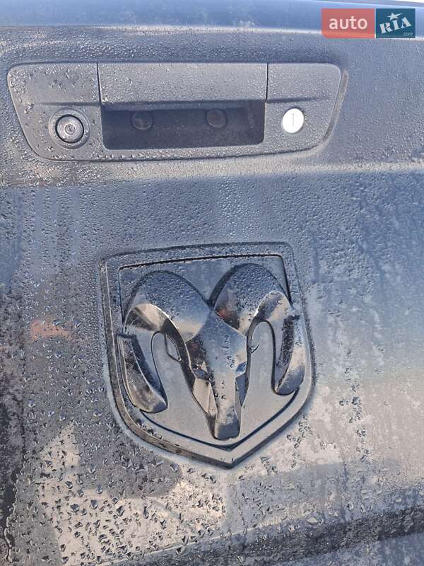 Пікап Dodge RAM 1500 2018 в Кропивницькому