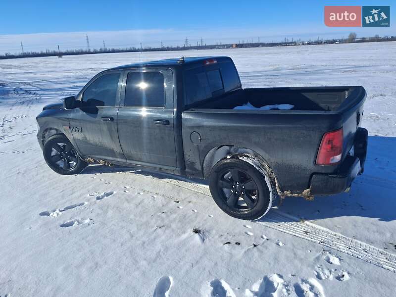 Пікап Dodge RAM 1500 2018 в Кропивницькому