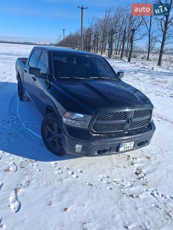 Пікап Dodge RAM 1500 2018 в Кропивницькому