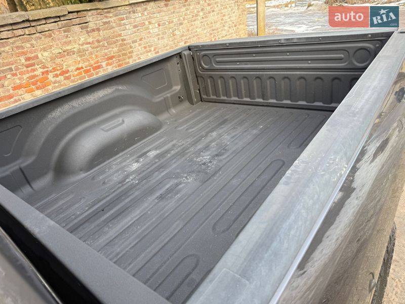 Пикап Dodge RAM 1500 2015 в Львове