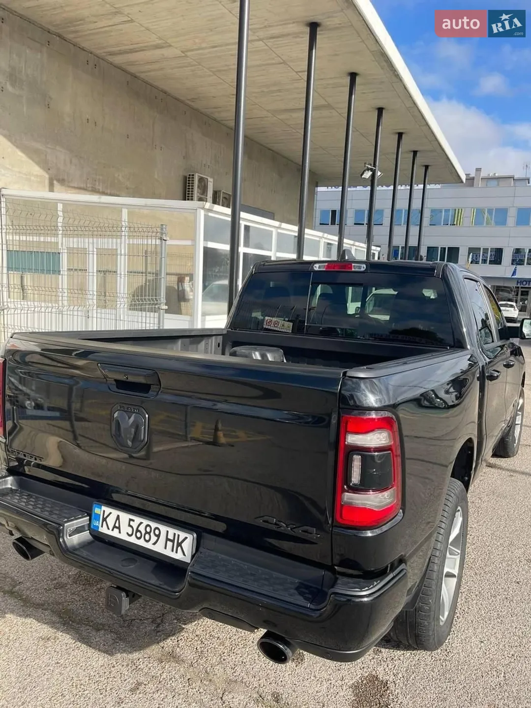 2019 Dodge RAM - мініатюра 10