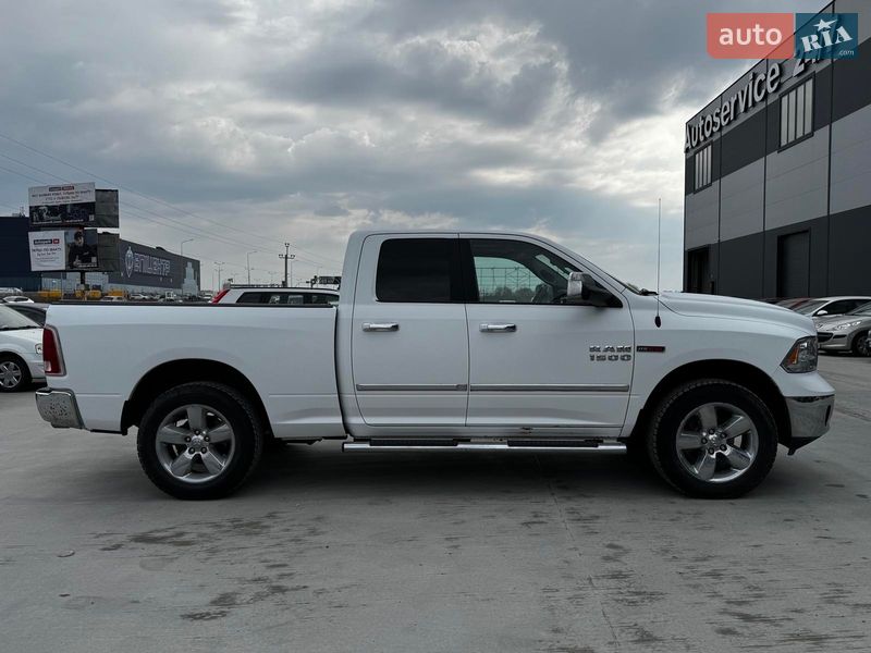 Пикап Dodge RAM 1500 2015 в Львове