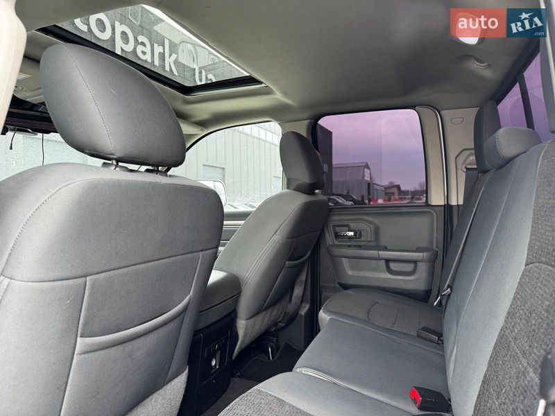 Пикап Dodge RAM 1500 2015 в Львове