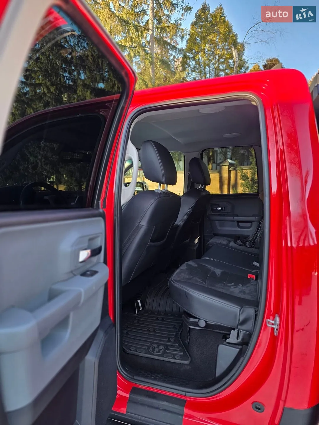 2014 Dodge RAM - мініатюра 27