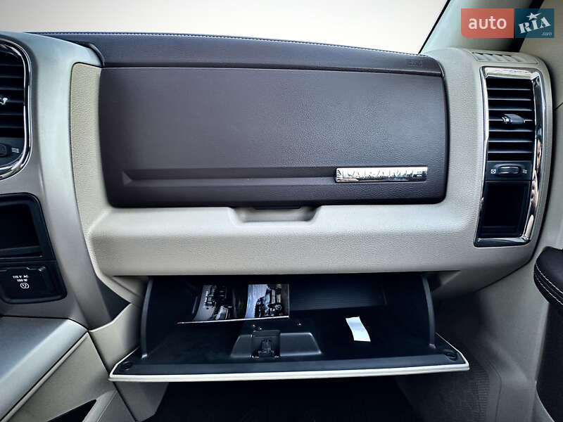 Пікап Dodge RAM 3500 2018 в Дніпрі фото 25 Пікап Dodge RAM 3500 2018 в Дніпрі
