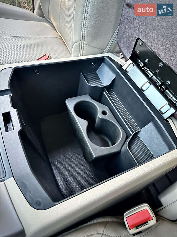 Пікап Dodge RAM 3500 2018 в Дніпрі фото 29 Пікап Dodge RAM 3500 2018 в Дніпрі