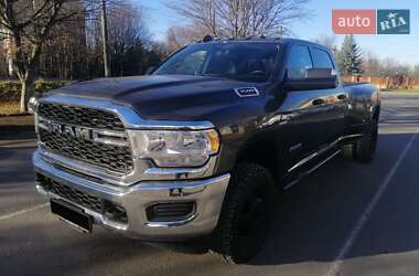 Пікап Dodge RAM 3500 2018 в Івано-Франківську