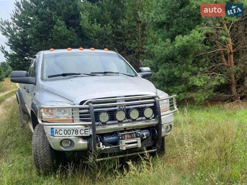 Пикап Dodge RAM 3500 2006 в Киверцах