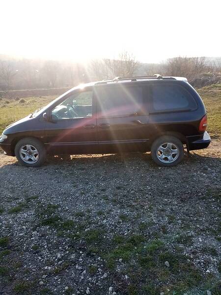 Dodge Ram Van