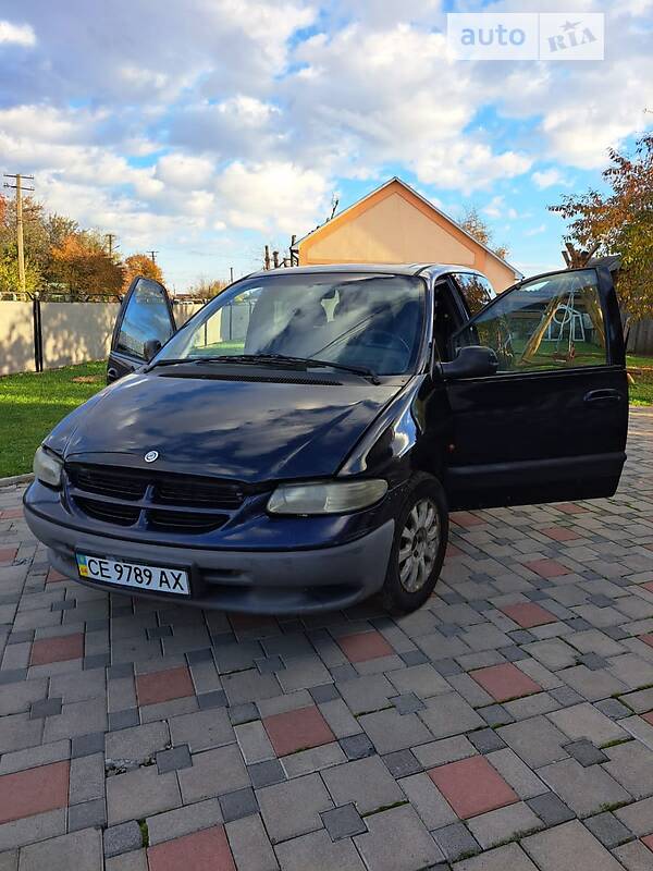 Dodge Ram Van
