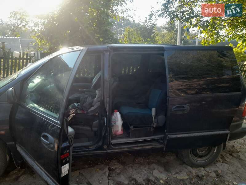 Минивэн Dodge Ram Van 1999 в Кременце