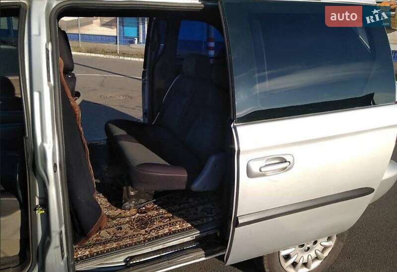 Мінівен Dodge Ram Van 2003 в Білгороді-Дністровському фото 3 Мінівен Dodge Ram Van 2003 в Білгороді-Дністровському