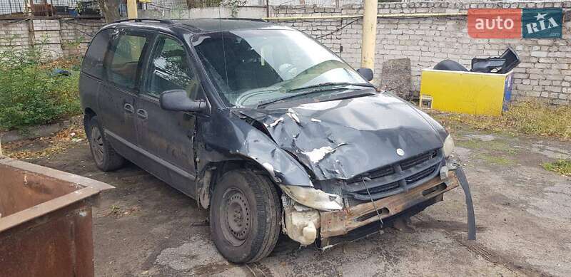 Мінівен Dodge Ram Van 1999 в Дніпрі