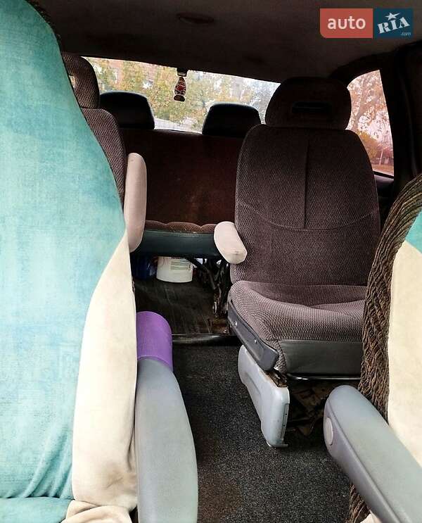 Минивэн Dodge Ram Van 1997 в Змиеве
