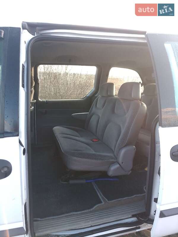 Минивэн Dodge Ram Van 2000 в Костополе