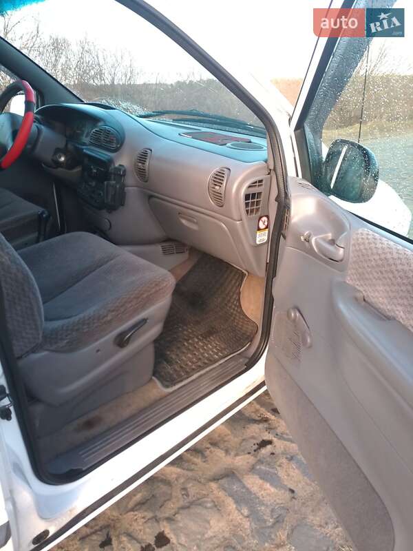 Dodge Ram Van 2000