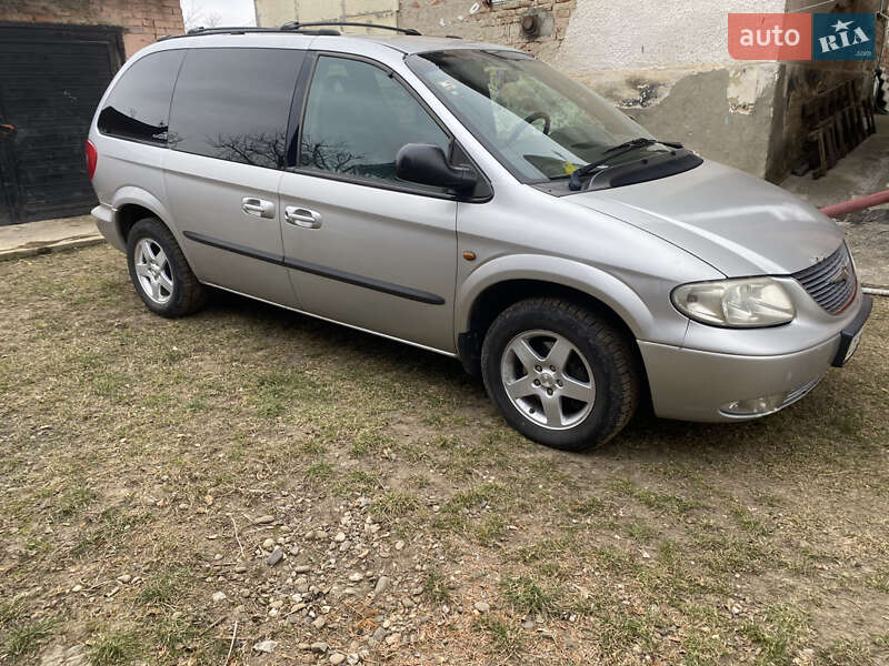 Минивэн Dodge Ram Van 2003 в Черновцах
