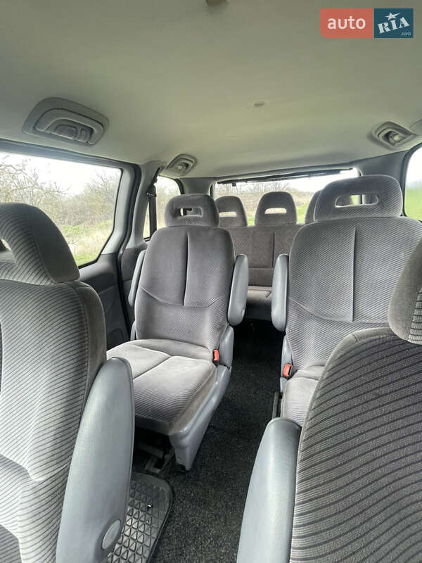 Минивэн Dodge Ram Van 1998 в Семеновке