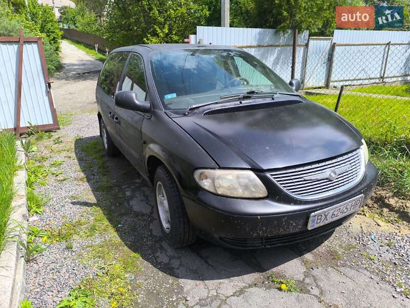 Dodge Ram Van 2003