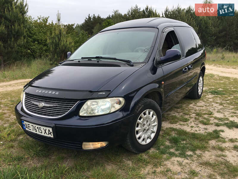 Dodge Ram Van 2003