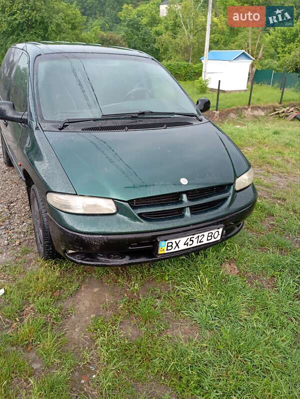 Минивэн Dodge Ram Van 1998 в 