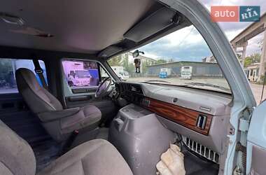 Минивэн Dodge Ram Van 1996 в 