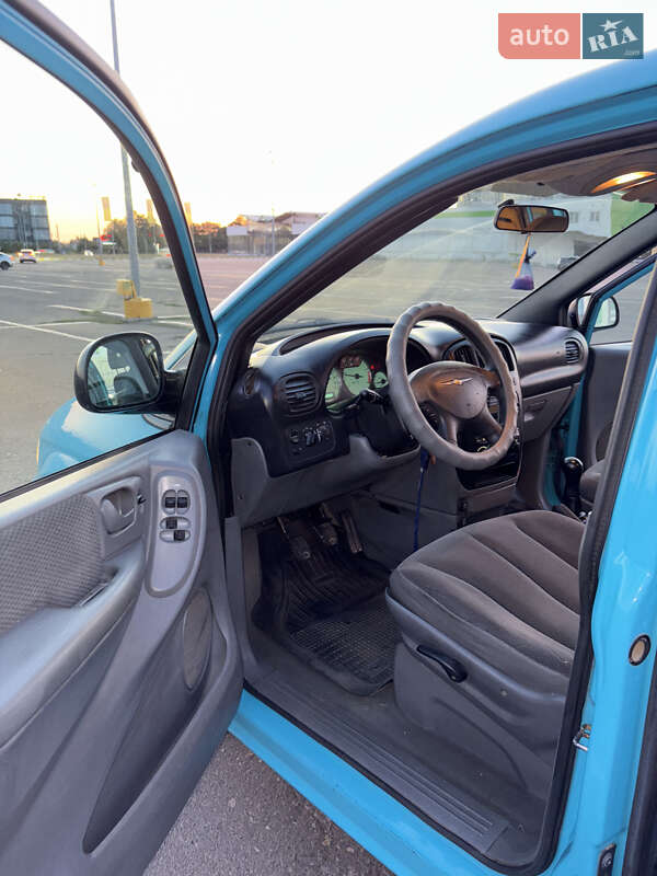 Минивэн Dodge Ram Van 2004 в Одессе