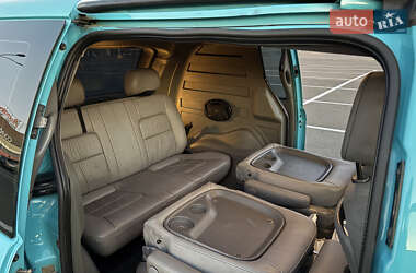 Минивэн Dodge Ram Van 2004 в 