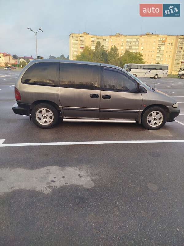 Мінівен Dodge Ram Van 2000 в Кам'янець-Подільському фото 12 Мінівен Dodge Ram Van 2000 в Кам'янець-Подільському