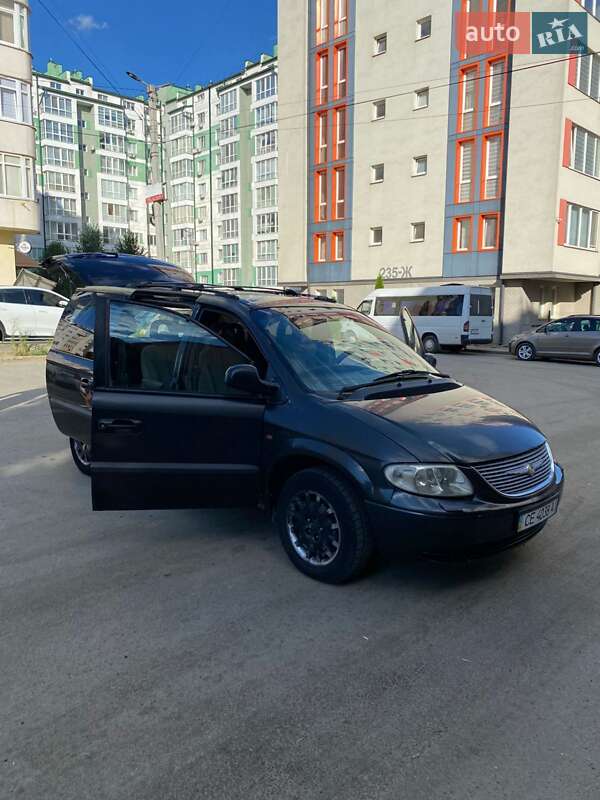 Мінівен Dodge Ram Van 2002 в Чернівцях