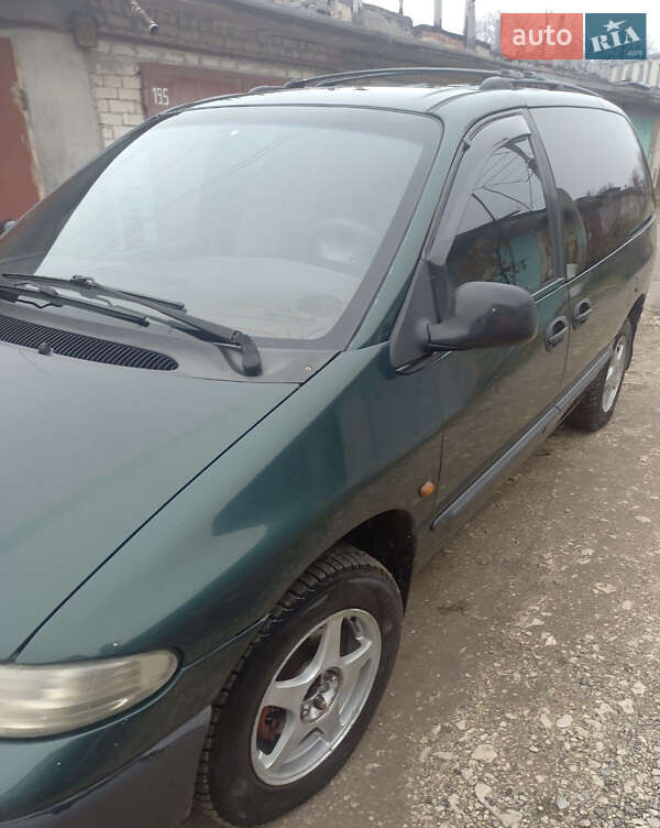 Минивэн Dodge Ram Van 1998 в Тернополе