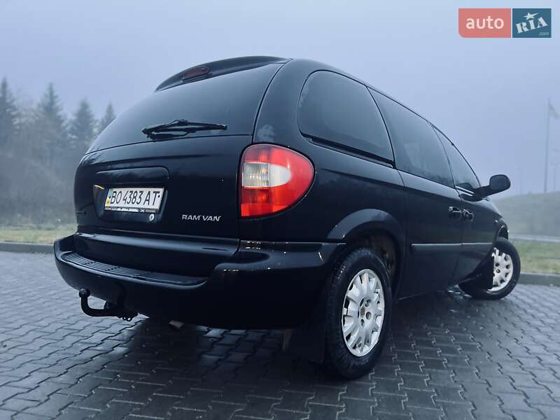 Мінівен Dodge Ram Van 2005 в Тернополі