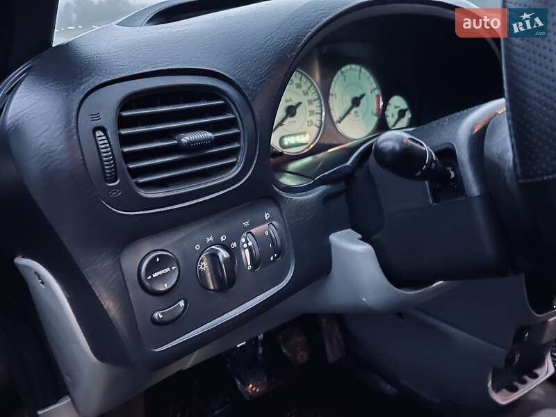 Мінівен Dodge Ram Van 2005 в Тернополі