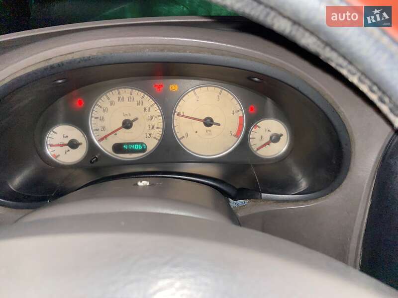 Мінівен Dodge Ram Van 2003 в Мукачевому