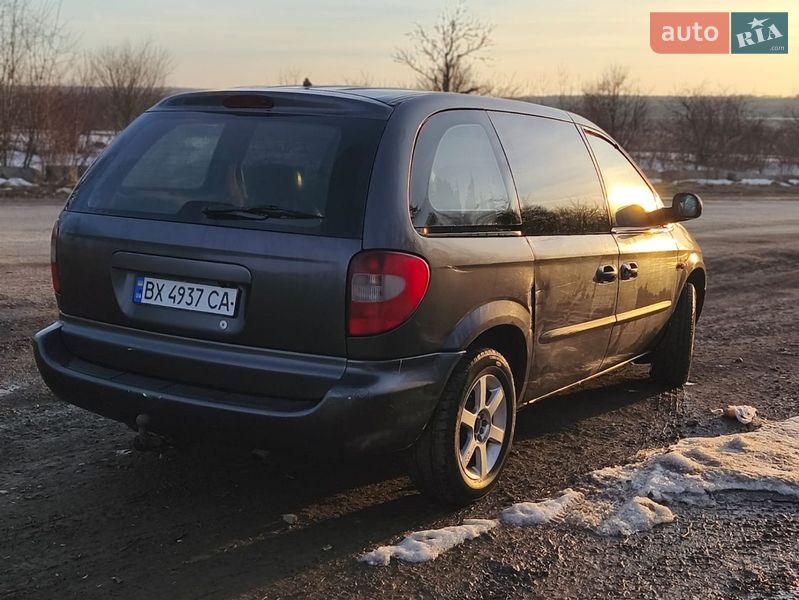 Мінівен Dodge Ram Van 2003 в Городку