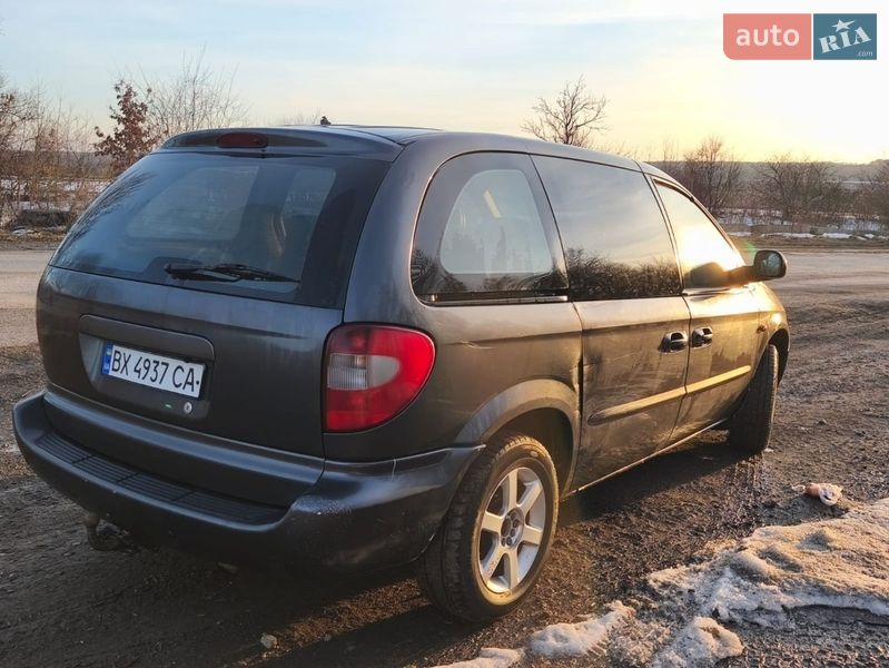 Мінівен Dodge Ram Van 2003 в Городку