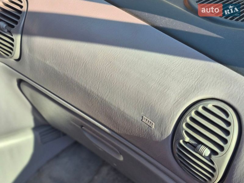 Минивэн Dodge Ram Van 1999 в Львове