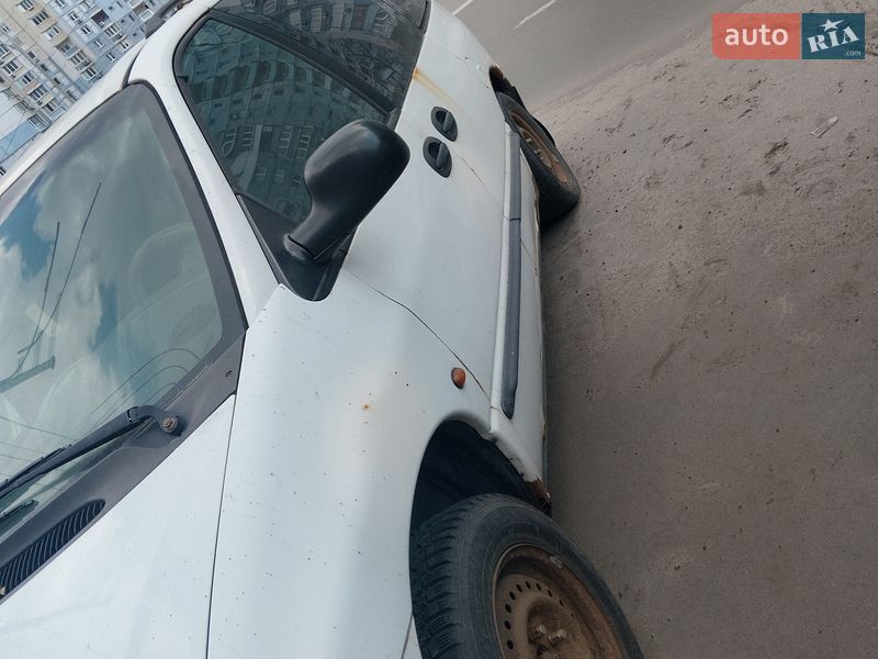 Минивэн Dodge Ram Van 1998 в Киеве