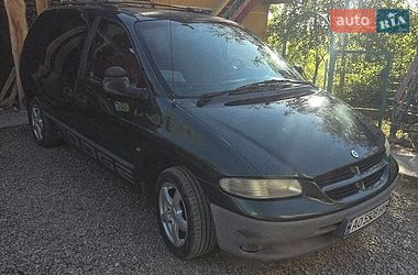 Минивэн Dodge Ram Van 2001 в Виноградове