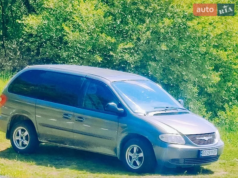 Dodge Ram Van 2003