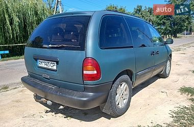 Минивэн Dodge Ram Van 1999 в Попельне