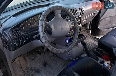 Мінівен Dodge Ram Van 1999 в Запоріжжі