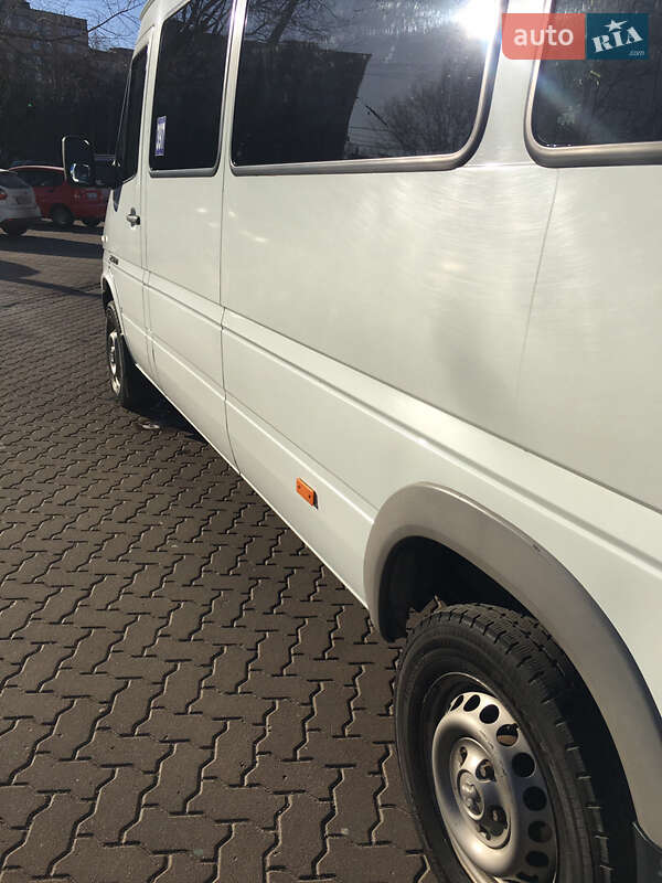 Мікроавтобус Dodge Sprinter 2005 в Кривому Розі