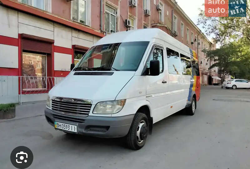 Туристический / Междугородний автобус Dodge Sprinter 2003 в Одессе