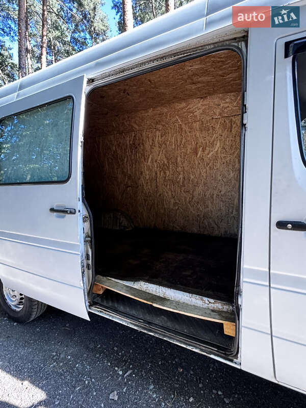 Вантажний фургон Dodge Sprinter 2003 в Києві