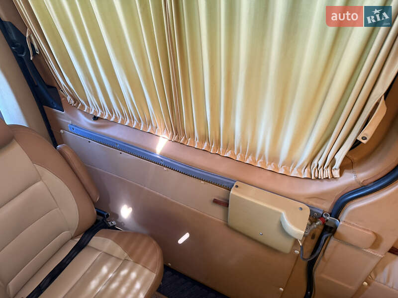 Микроавтобус Dodge Sprinter 2008 в Киеве